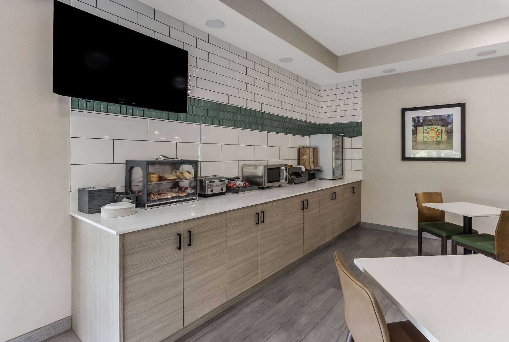 Mainstay Suites Bourbonnais - Kankakee Eksteriør billede